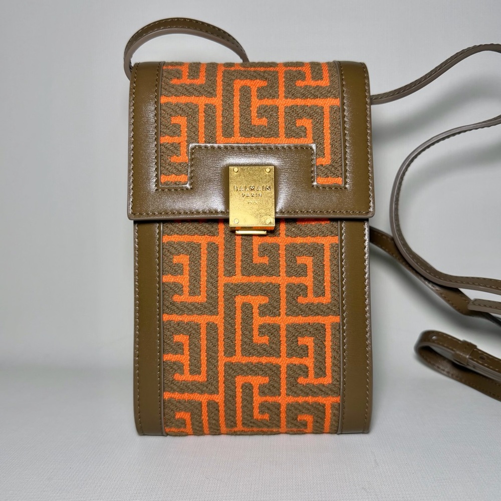 BALMAIN Reposhed 1945
Jacquard Monogram Phone Crossbody Bag Olive/ Orange